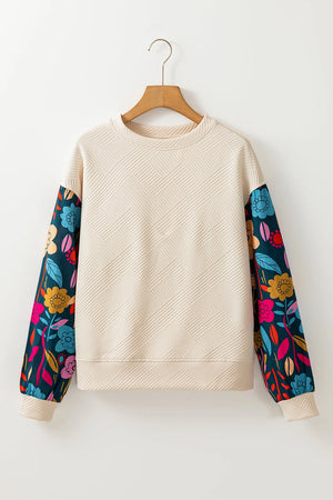 Open image in slideshow, Floral Textured Top
