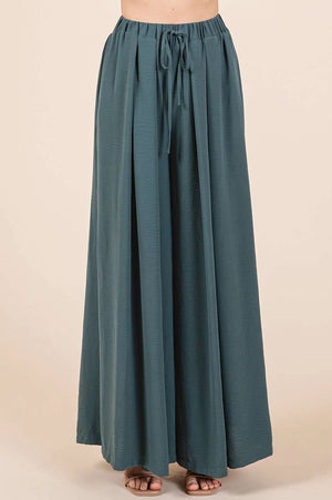 Open image in slideshow, Hillary Pant
