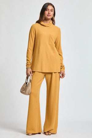 Open image in slideshow, Getaway Pants - Marigold
