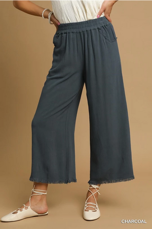 Open image in slideshow, Frayed Hem Pants - Charcoal
