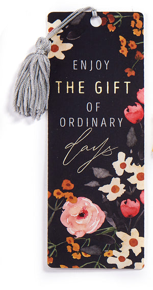 Open image in slideshow, Floral Bookmarks with Tassel
